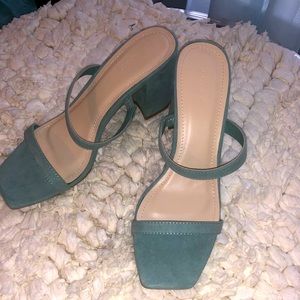 🆕 *** FINAL OFFER** Block Heels